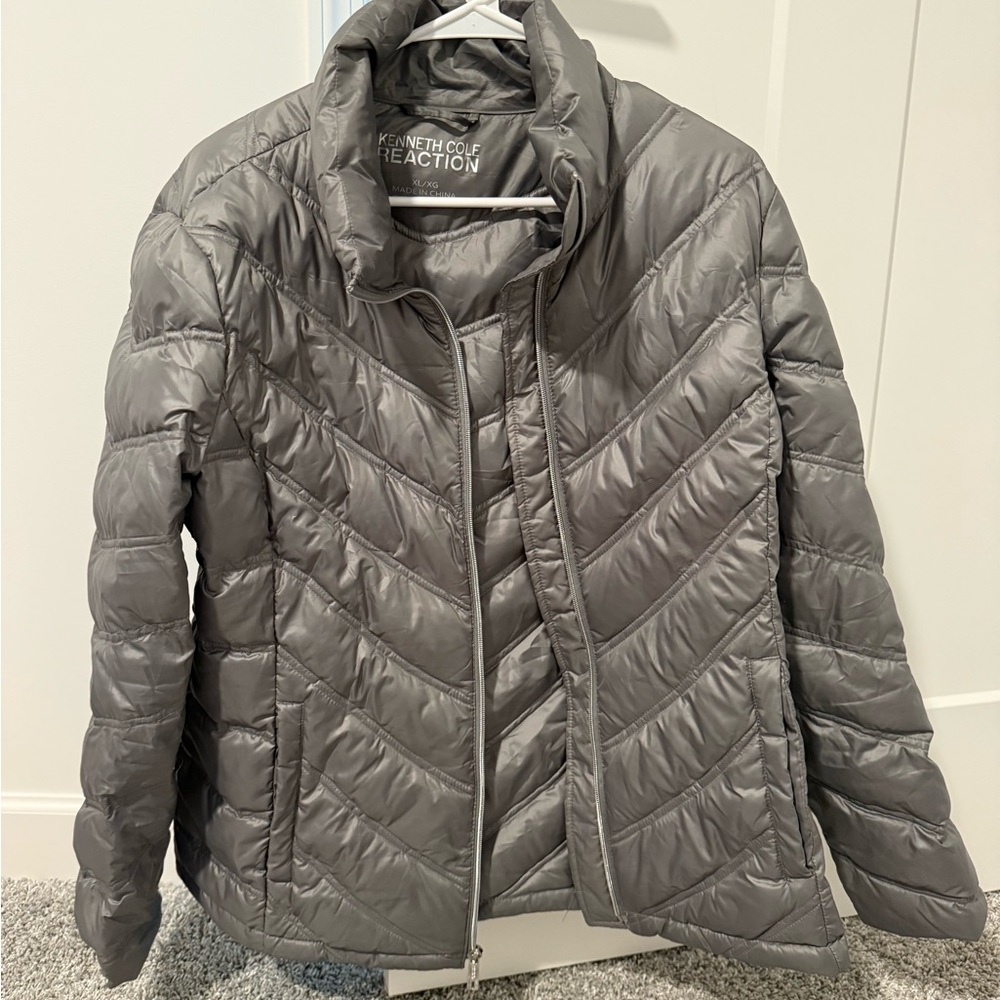Kenneth Cole Reaction Gray Chevron Quilted Puffer Jacket